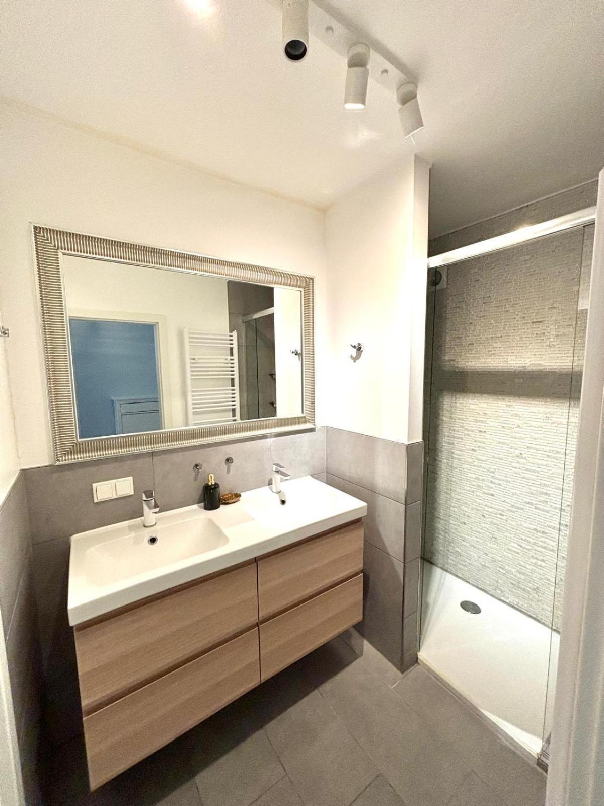 Beautiful Two Bedroom Apartment In Luxembourg City Center Eksteriør bilde